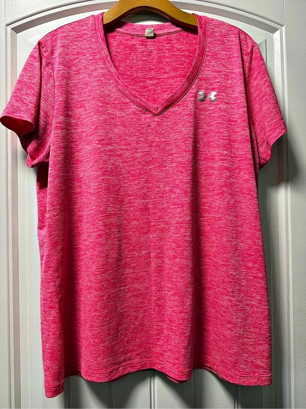 Under Armour UA Tech Twist V-Neck Short Sleeve Tee Pink XL